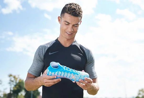 Post-botas-edicion-China-Cristiano-1.webp