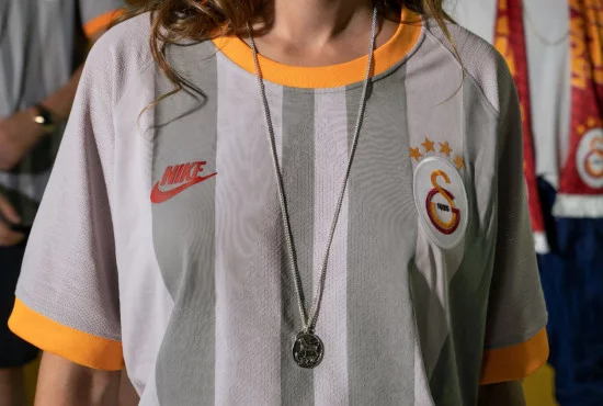 terecra-camiseta-Galatasaray-5.webp