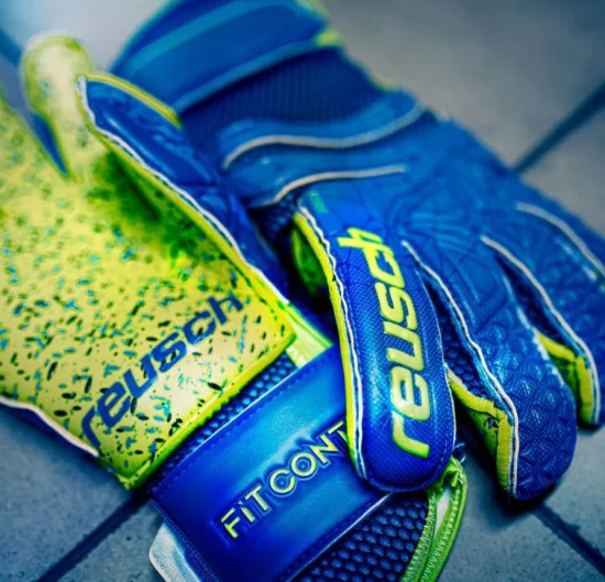 Nuevos guantes Reusch Fit Control Blue Diamond Blogs Futbol Emotion