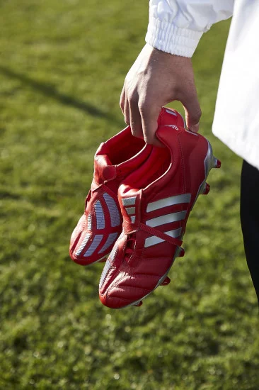 Adidas_Predator_Product_M01_035.webp