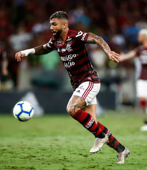 gabriel-barbosa-flamengo-nike-mercurial-vapor.webp