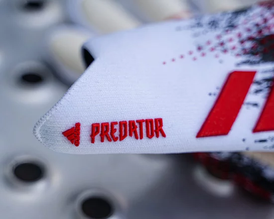 blog-adidas-predator-pro-manuel-neuer-3.webp