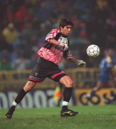 Serie_A_1995-96_-_Parma_vs_Juventus_-_Gianluigi_Buffon.webp