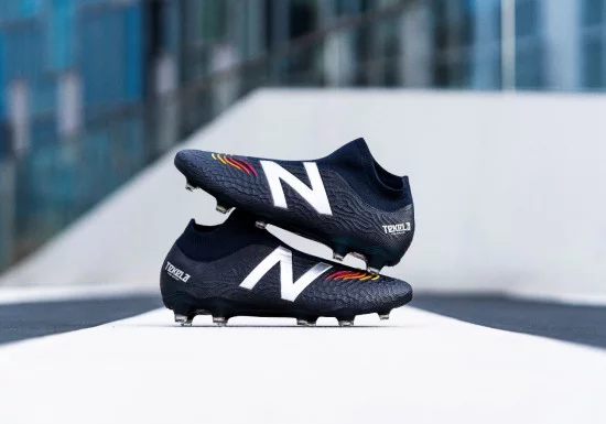 post-newbalance-tekela-V3-futbolemotion-4.webp