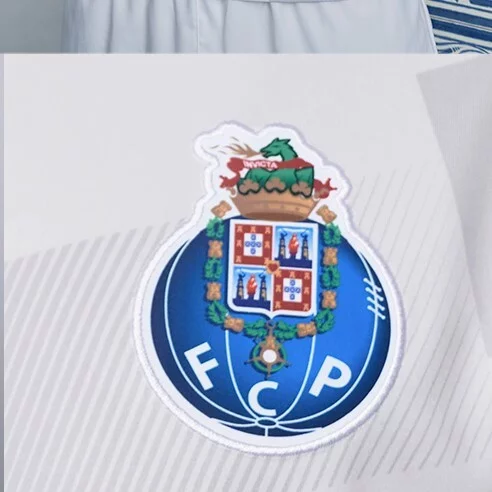 camisola-alternativa-fcporto-2021-blogs-futbolemotionpt-3.webp