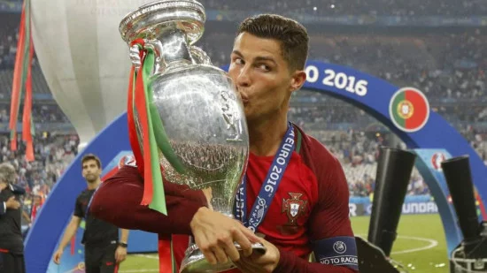 blogs-futbolemotion-portugal-100golos-ronaldo-selecao-5.webp