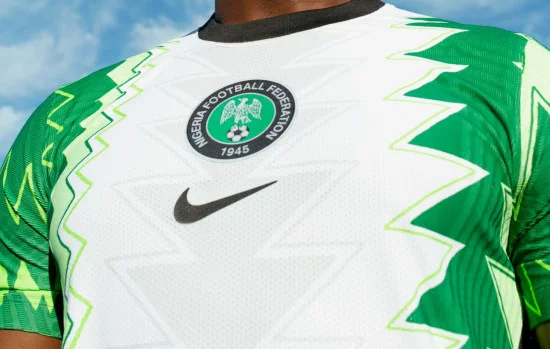 camiseta-nigeria-futbolemotion-3.webp