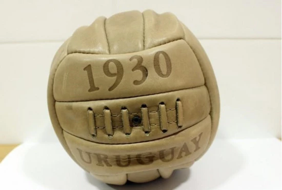 1630258910post-evolución-balones-de-futbol-1930.webp