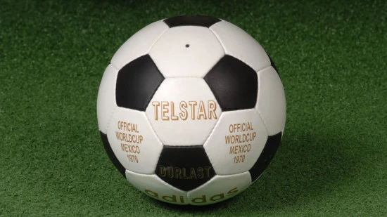 post-evolución-balones-de-futbol-telstar-1970.webp