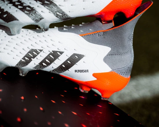 adidas_Predator_Whitespark_2.webp