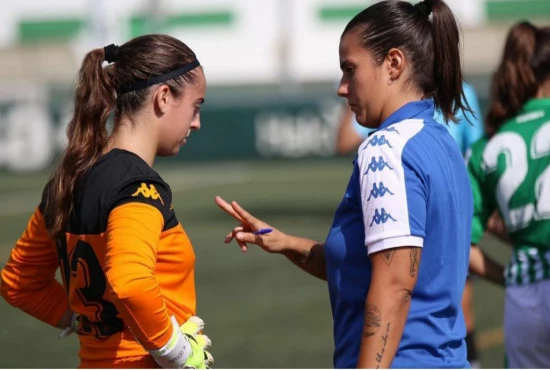 post-campus-femenino-futbolemotion-raquel.webp