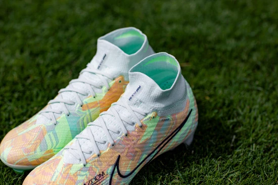 Scarpe calcio top di gamma online