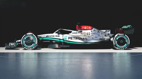 post-puma-ultra-mercedes-automovil.webp