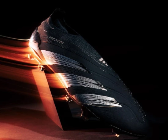 post-adidas-predator-black-pjpg1.webp