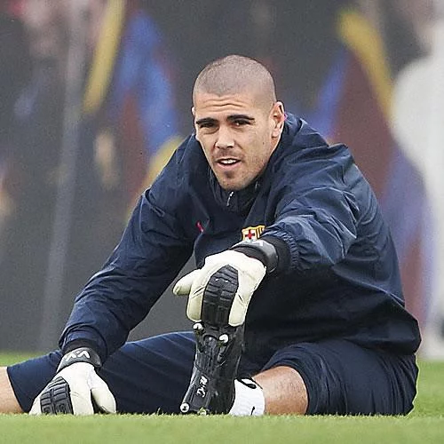 blogs-XX-26036-XX-Victor_Valdes_recibe_alta.webp