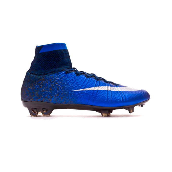 Nike CR7 Chapter 7: Final Chapter Fútbol Emotion