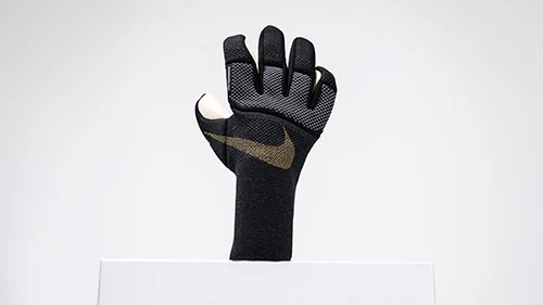 Outlet gloves