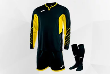 Equipaciones de fútbol baratas